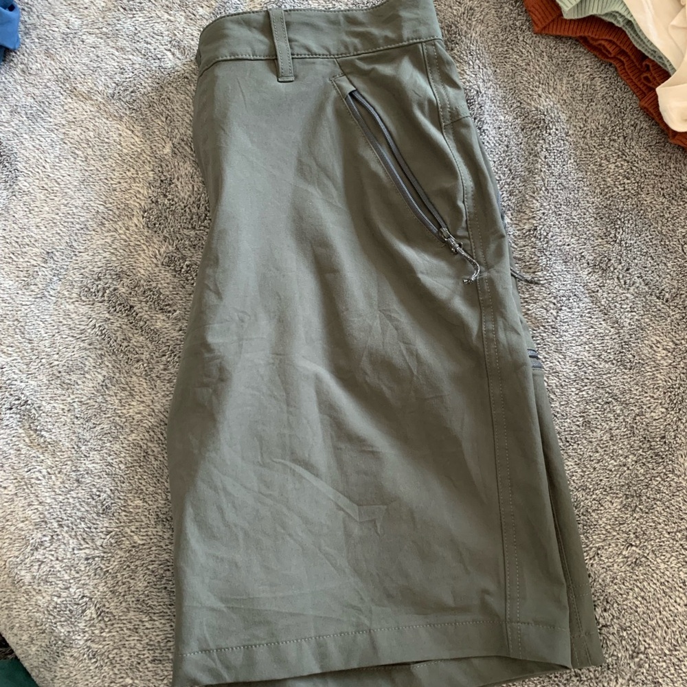 Olive Green Water Repellent Columbia Hiking Shorts